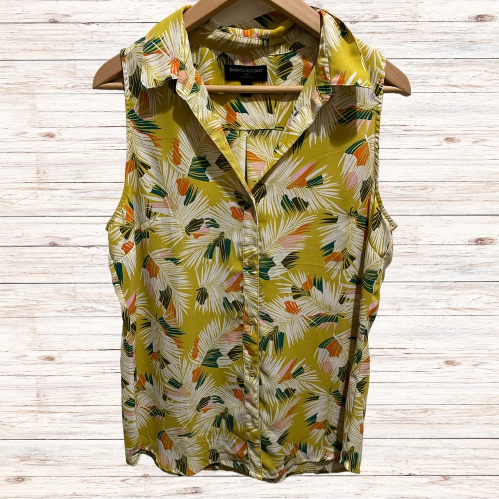 BANANA REPUBLIC | Classic Fit | Sleeveless Blouse | Medium|